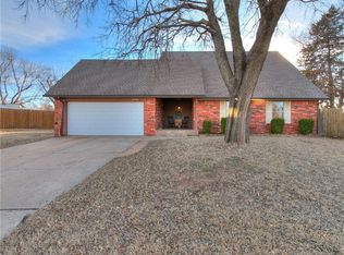 11608 Delphi Cir, Yukon, OK 73099
