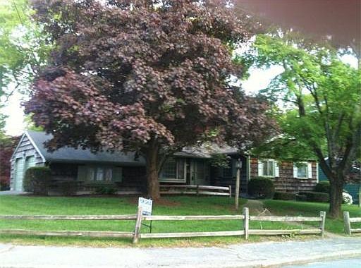 1st image of 198 King Philip St