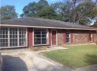 2113 Vickers Dr, Baton Rouge, LA 70815