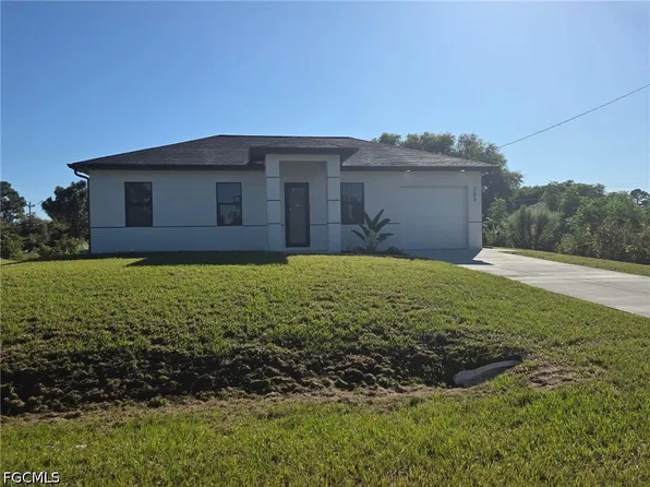 363 Butler Ave S, Lehigh Acres, FL 33974