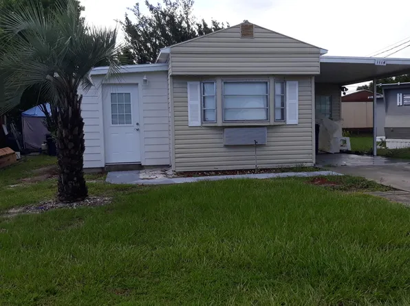1114 Oakland Cir, Tavares, FL 32778