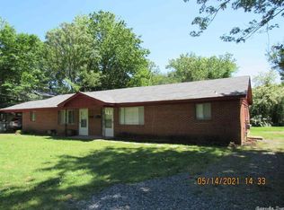 2013 Lee St, Conway, AR 72034