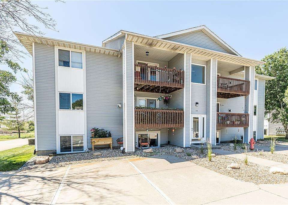 1st image of 120 Shannon Dr