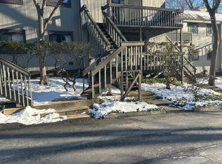 Harbour Village, Branford, CT 06405