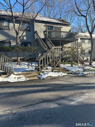 20 Harbour Village #G, Branford, CT 06405