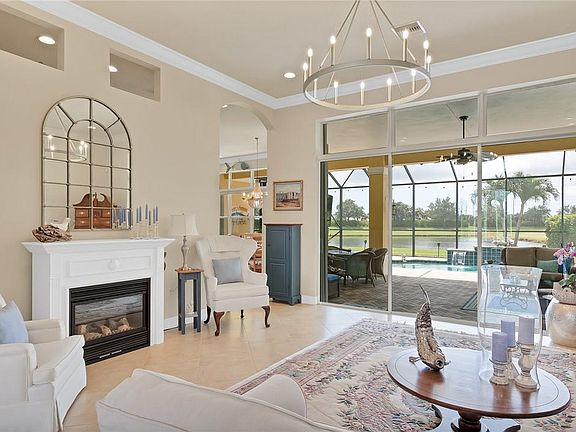 5th image of 440 Stoney Brook Farm Ct