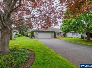 702 Castle Pines Dr N, Keizer, OR 97303