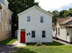 811 1st North St, Syracuse, NY