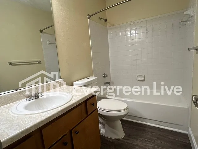 105 Viola Ct — Photo 11