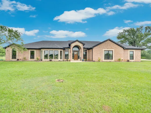 6624 Shadow Valley Dr, Burleson, TX 76028