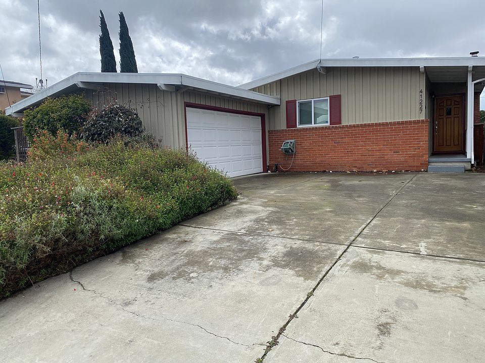 1st image of 41227 Joyce Ave