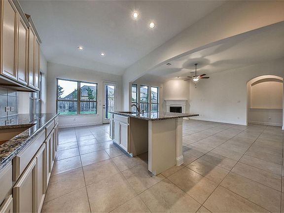 3rd image of 9518 Brannok Ln