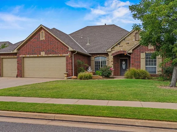 129 Bonaire Dr, Edmond, OK 73013
