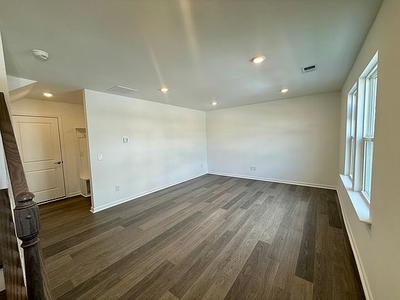 Flex Room