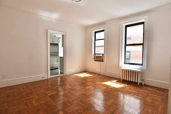 Rented by Bohemia Realty Group | media 18