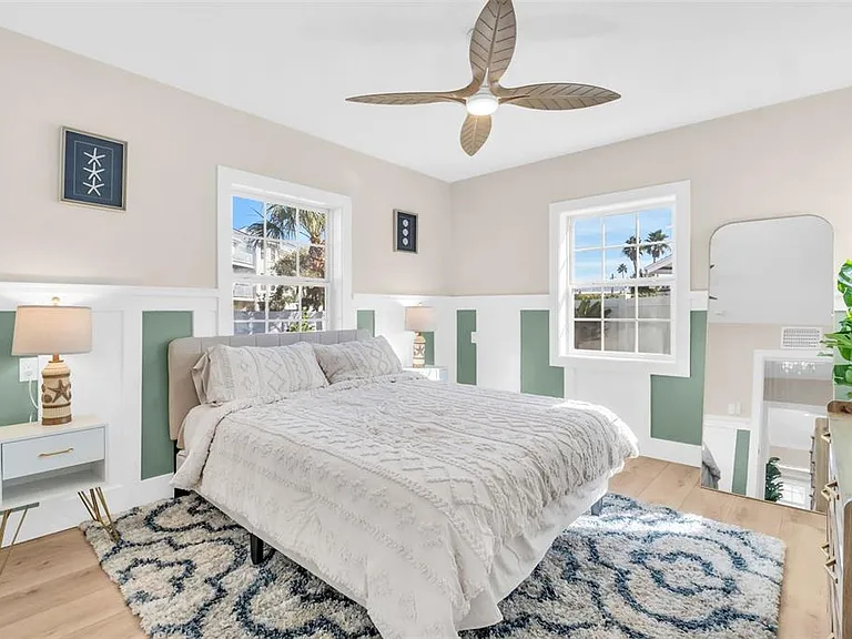 16613 Gulf Blvd — Photo 28