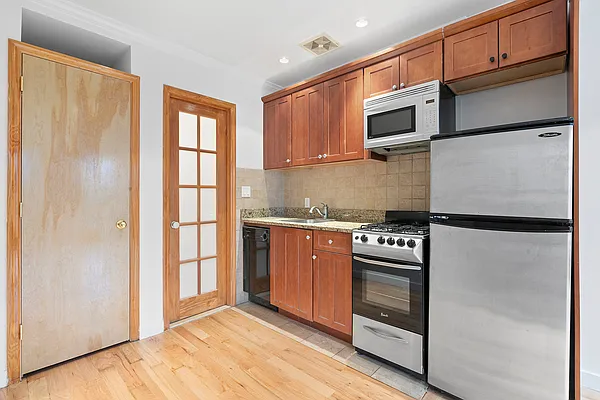 Rented by P&G Equities | media 1