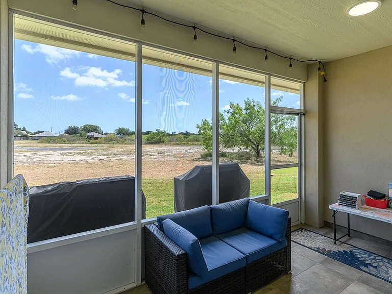5 S Bay Hill Dr — Photo 25