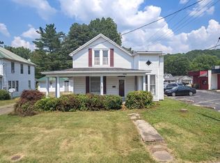 284 S 2nd St, Ripley, OH 45167