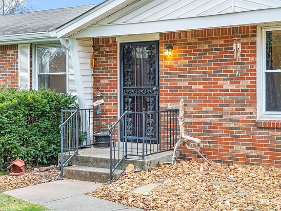 2nd image of 213 Mills Dr