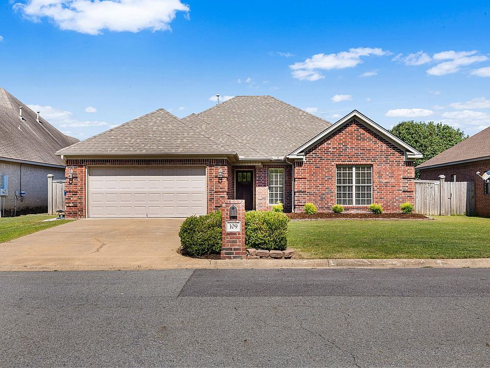 1st image of 109 Danielle Cir