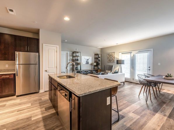 1600 Lake Seymour Dr #1022