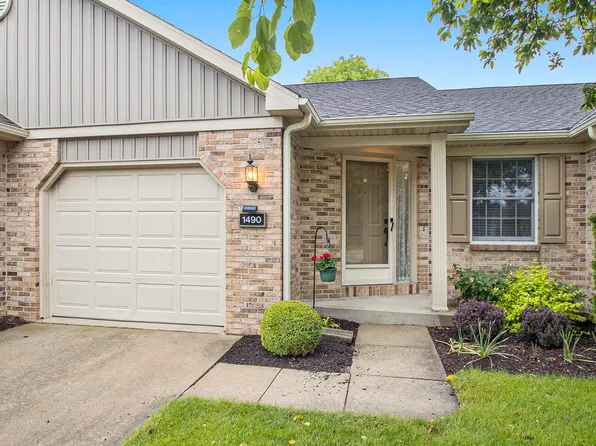1490 Hampton Cir, Goshen, IN 46526
