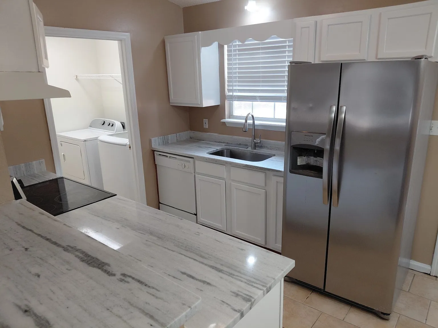 4 bed, 1515 sqft, $1,795 — Photo 4