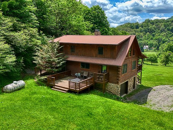 4th image of 140 The Orchard Ln