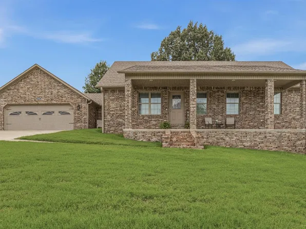 2200 N 9th St, Paragould, AR 72450
