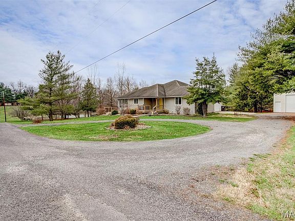 3rd image of 6409 Sunny Ln