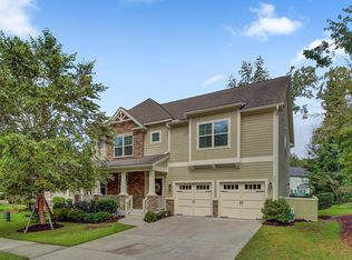 204 Donning Dr, Summerville, SC 29483