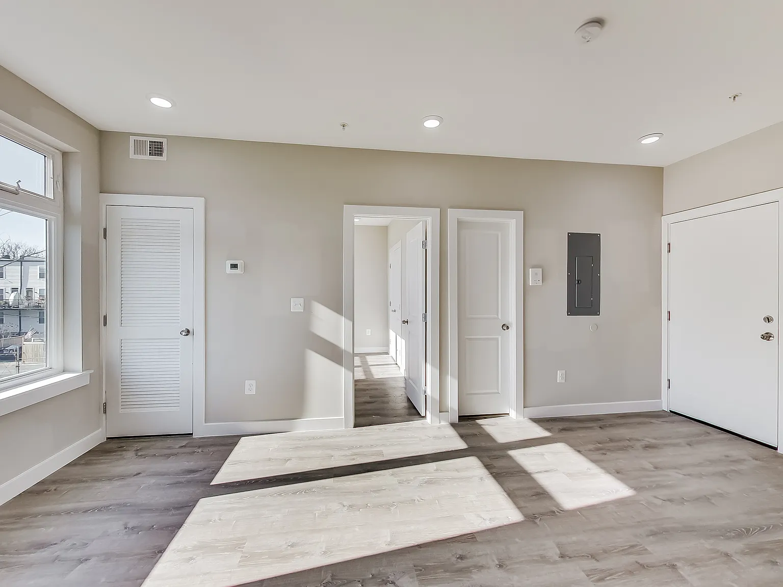 1 bed, 545 sqft, $1,675 — Photo 2