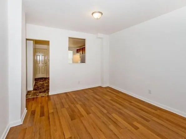 2444 Etting St, Baltimore, MD 21217