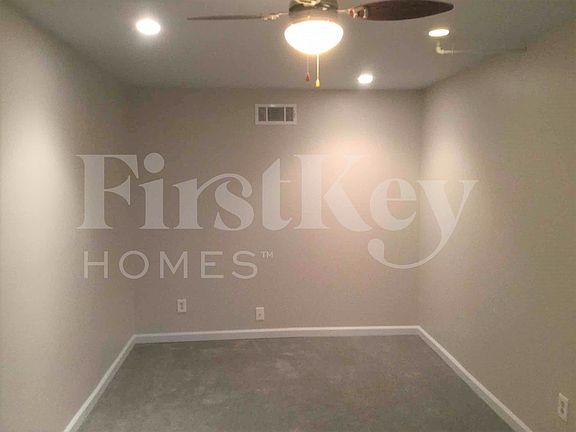 4th image of 4816 Clove Dr SW