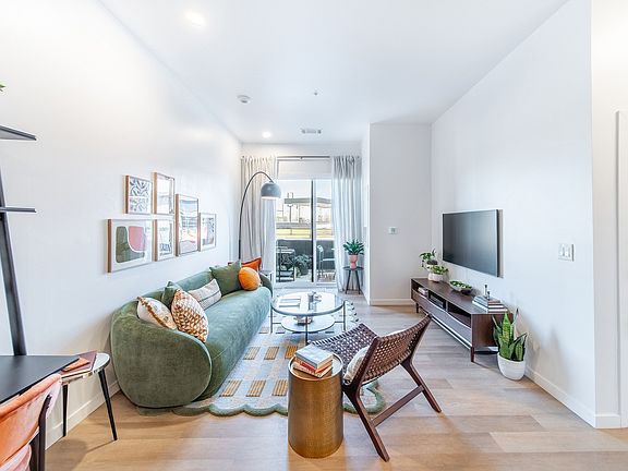 Resize-Unit_01_Model-002