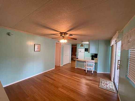 3rd image of 8673 Crown Dr #261