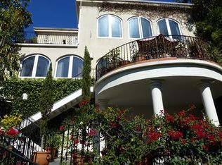 9336 Readcrest Dr, Beverly Hills, CA 90210