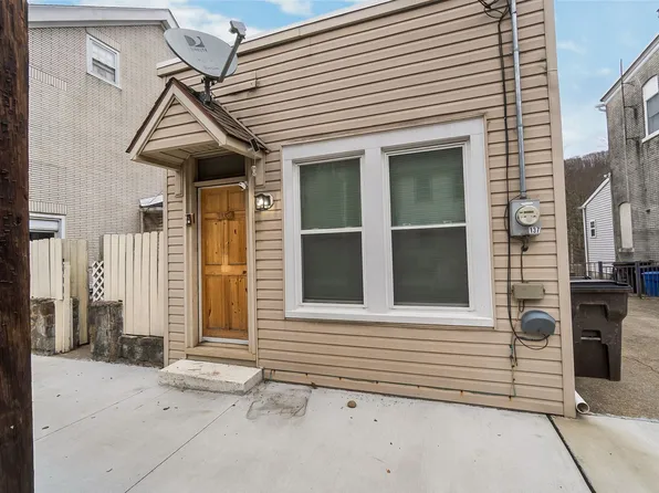 137-139 Main St, 137-139 Main St, Bethlehem, PA 18017