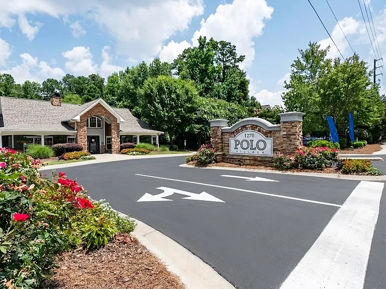 Polo Village — Photo 1