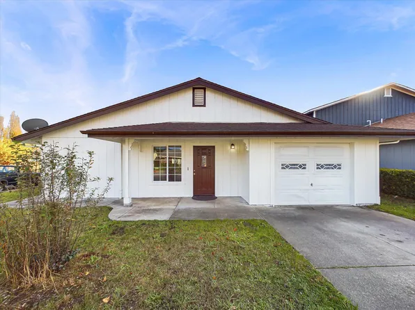2163 Jenny Ln, Fortuna, CA 95540