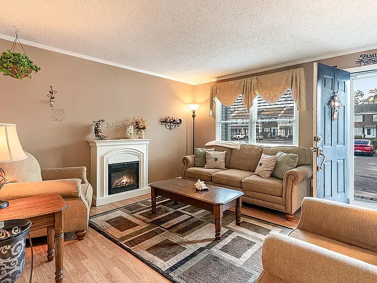 4115 Little River Rd #9B — Photo 2