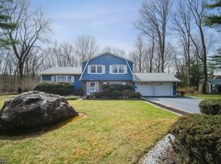 11 Grover St, Succasunna, NJ 07876