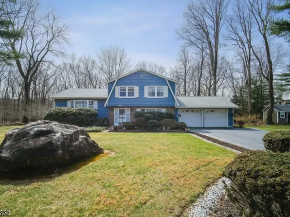 11 Grover St, Roxbury Twp., NJ 07876