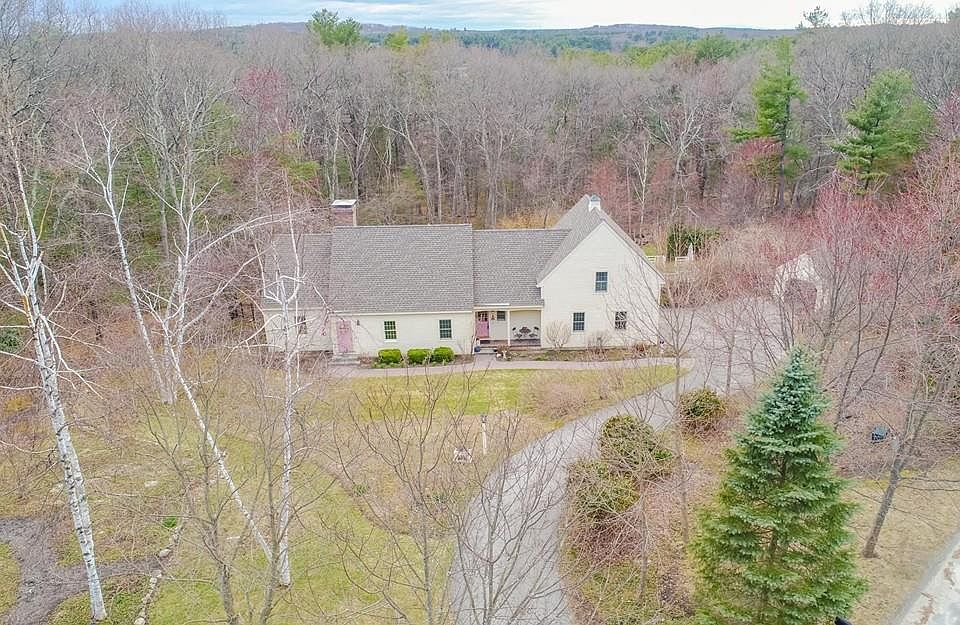 1st image of 73 Cranberry Hill Ln