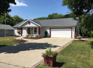 9344 W Clovernook St, Milwaukee, WI 53224