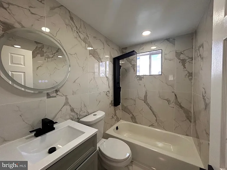 8033 Williams Ave — Photo 11