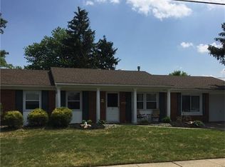 4 4th Ave, Monroe Township, NJ 08831