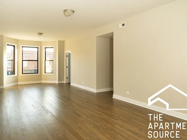 3409 W Fullerton Ave #2, Chicago, IL 60647