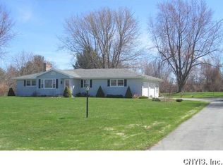 38 Brown Dr, Oswego, NY 13126